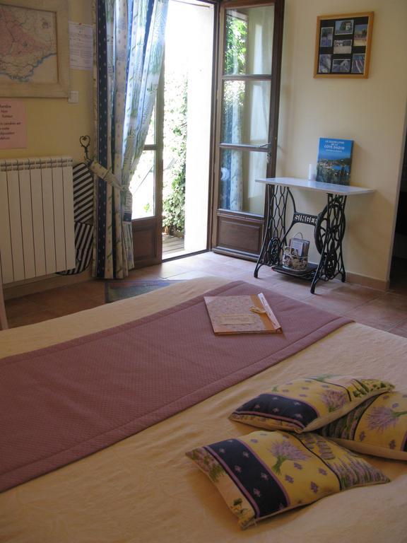 L'Oustaou B&B Piscine & Spa Besse-sur-Issole Room photo
