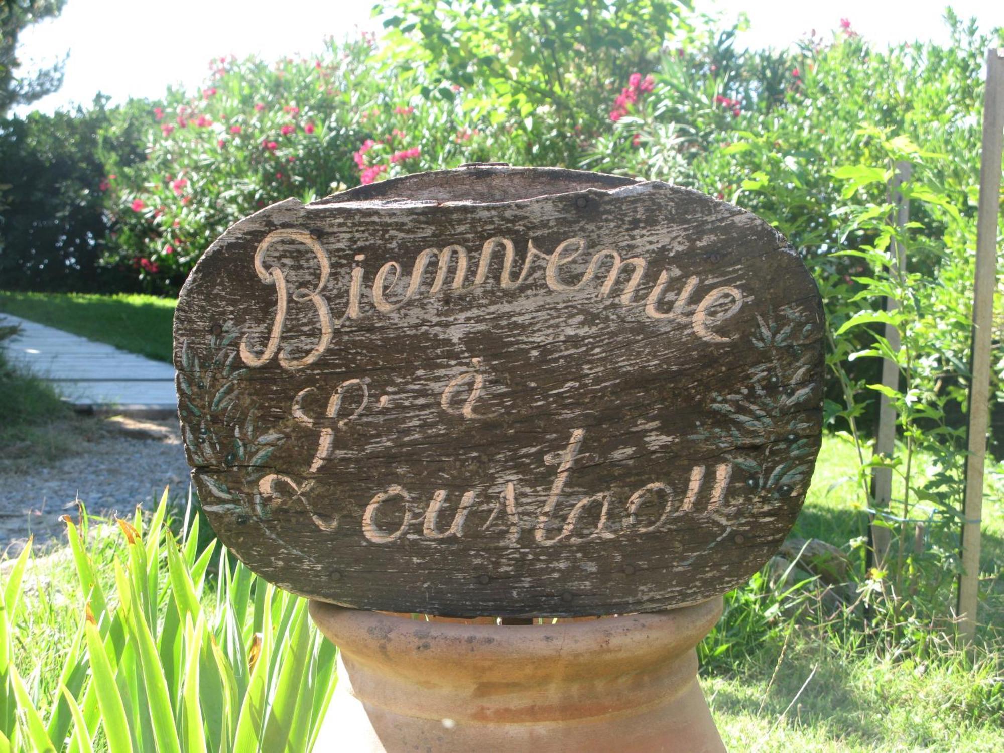 L'Oustaou B&B Piscine & Spa Besse-sur-Issole Exterior photo