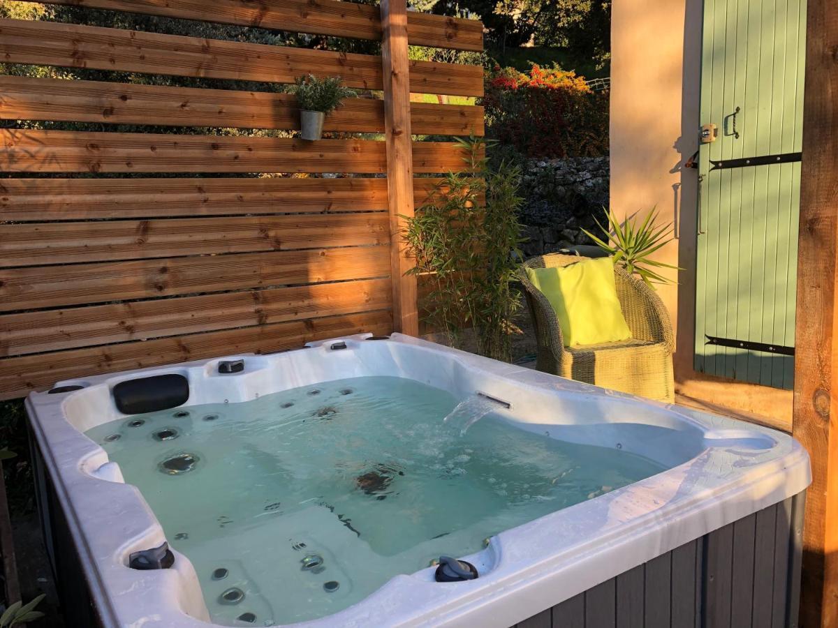 L'Oustaou B&B Piscine & Spa Besse-sur-Issole Exterior photo